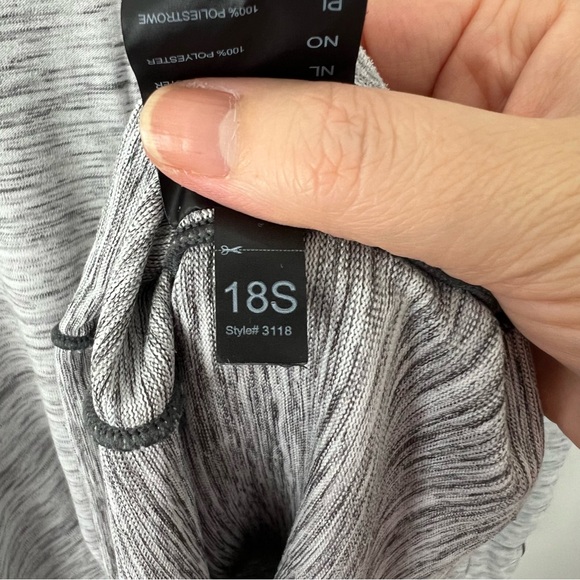 Kuhl Alloy Gray Quarter-Zip Pullover Thumb Holes - Picture 6 of 8